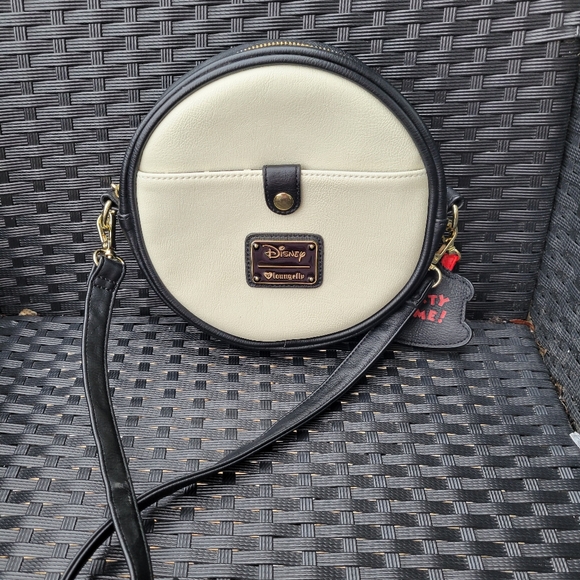 Crossbody - Picture 3 of 3